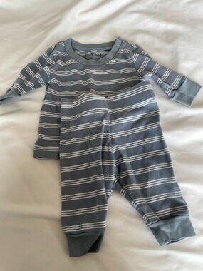 Lake Pajamas 0-3 Month Set Gray Blue Stripes